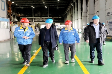 2024年 1月30日，浙江省经信厅机关党委二级巡视员孙自强莅临云顶国际官网纸业开展岁末年初安全生产督导